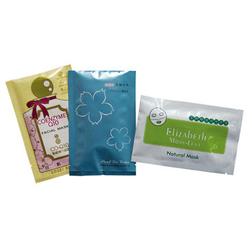 NON-Leakage Small Packs Sachets Facial Mask Packaging Bag Beautiful Printing 3 Side Sealing Foil Packaging Bags